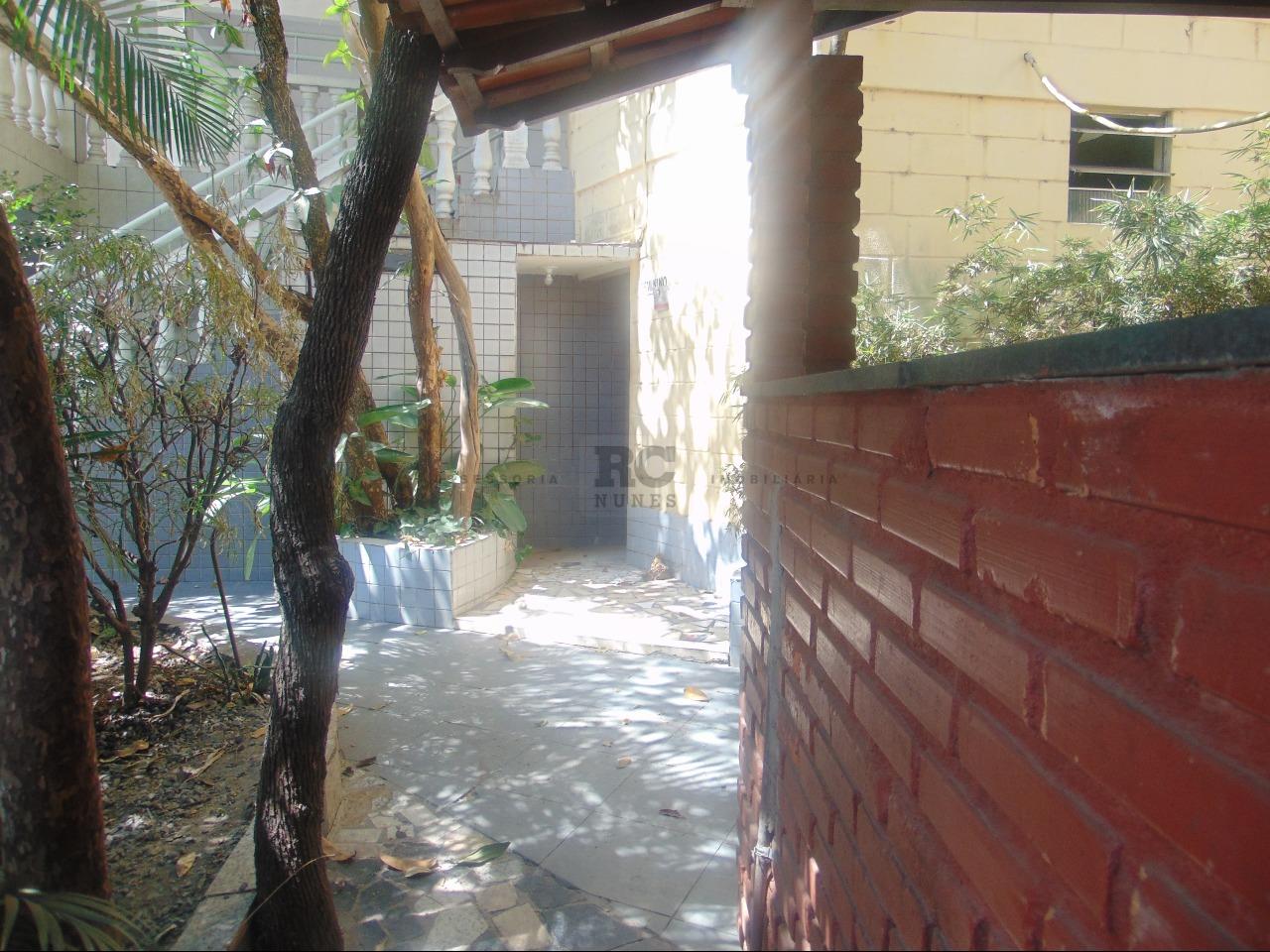 Casa comercial para aluguel no PEDRA AZUL: 